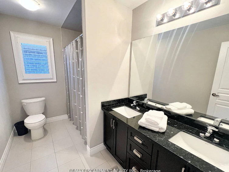 58 Cielo Court, Hamilton, ON, L9B 1A9 - 29