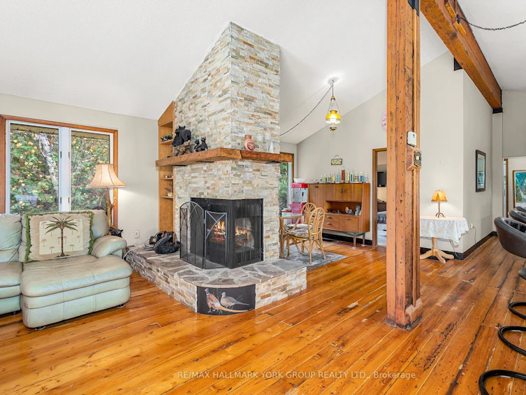 102 Albert Street, Kawartha Lakes, ON, K0M 1K0 - 12