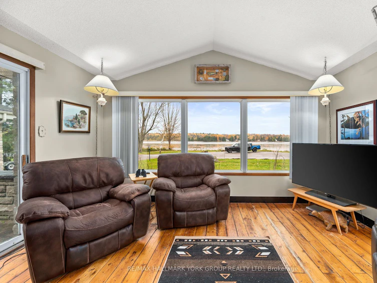 102 Albert Street, Kawartha Lakes, ON, K0M 1K0 - 13
