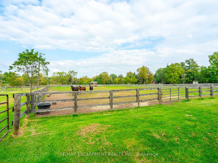 65 7th Concession Road E, Hamilton, ON, L8B 1T7 - 32
