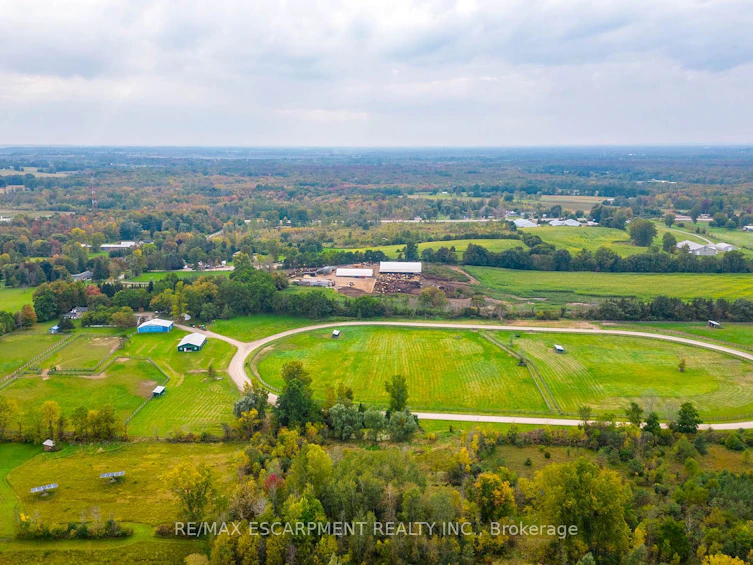 65 7th Concession Road E, Hamilton, ON, L8B 1T7 - 4