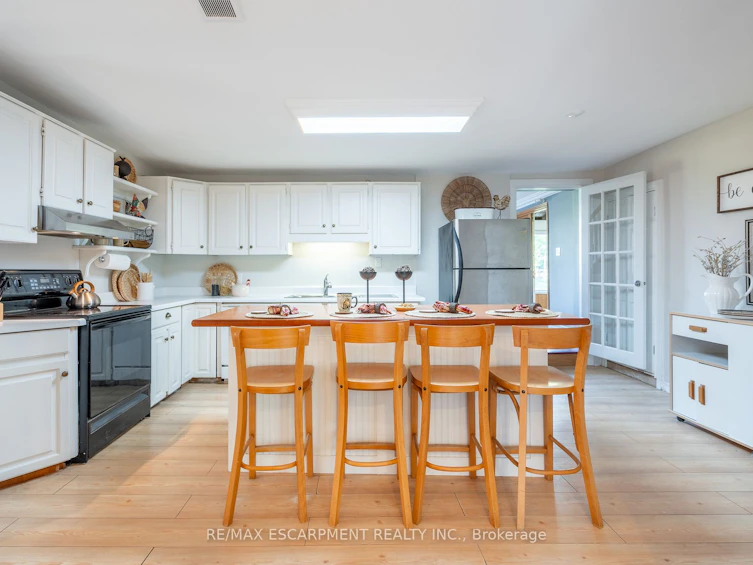 65 7th Concession Road E, Hamilton, ON, L8B 1T7 - 6
