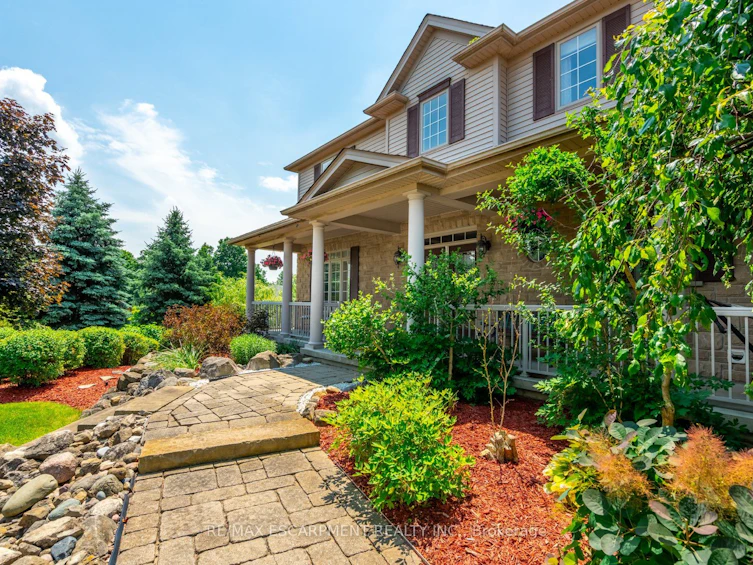 5 Maryheather Crescent, Hamilton, ON, L8B 0Z6 - 3