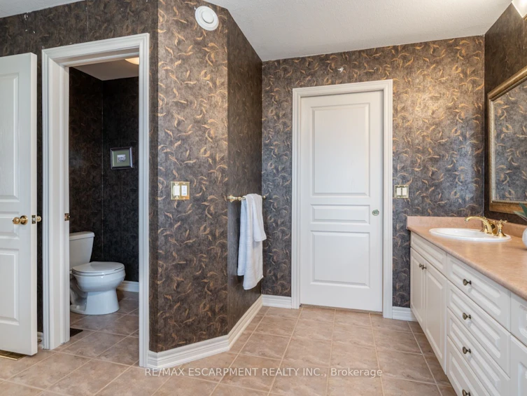 5 Maryheather Crescent, Hamilton, ON, L8B 0Z6 - 23