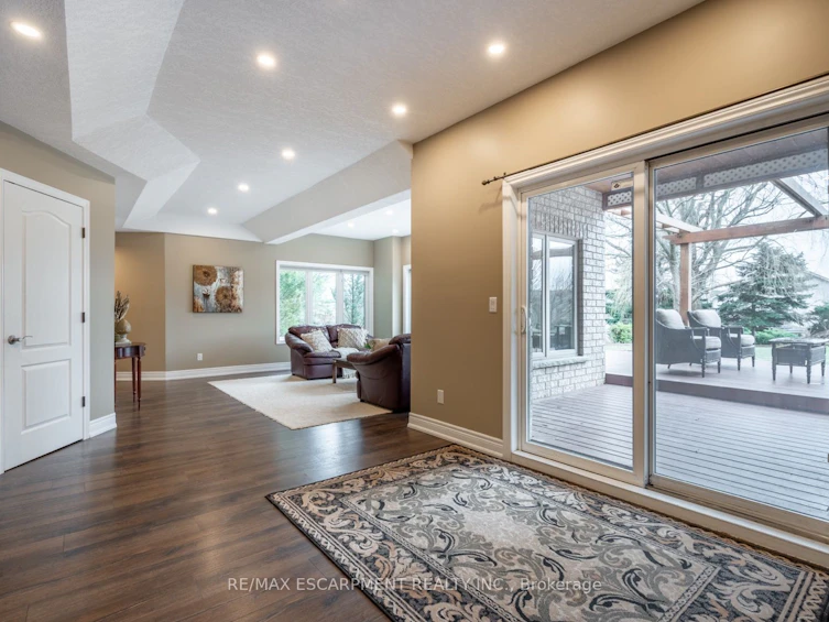5 Maryheather Crescent, Hamilton, ON, L8B 0Z6 - 31