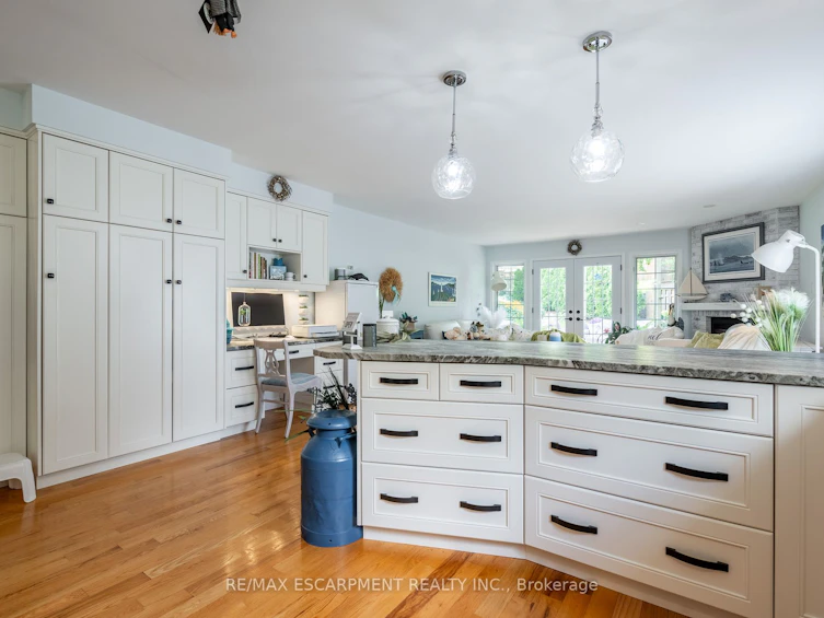 63 Forestgate Drive, Hamilton, ON, L9C 6A4 - 8