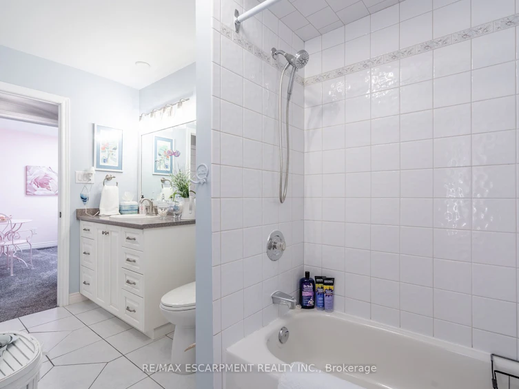 63 Forestgate Drive, Hamilton, ON, L9C 6A4 - 19