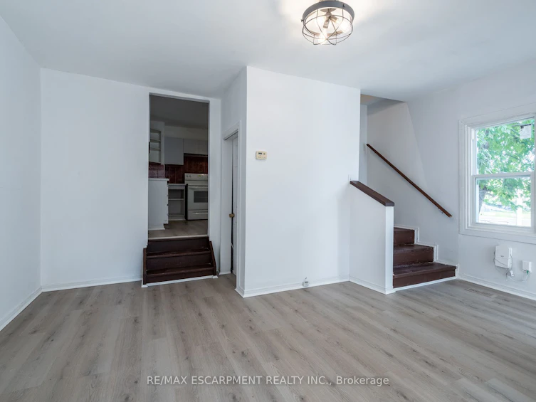 213 Caroline Street N, Hamilton, ON, L8R 2S2 - 7