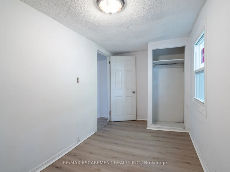 213 Caroline Street N, Hamilton, ON, L8R 2S2 - 16