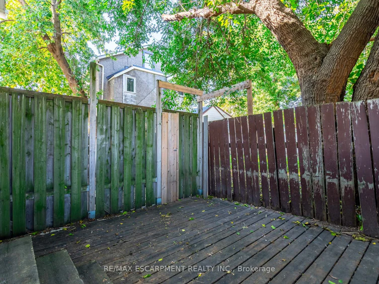 213 Caroline Street N, Hamilton, ON, L8R 2S2 - 20