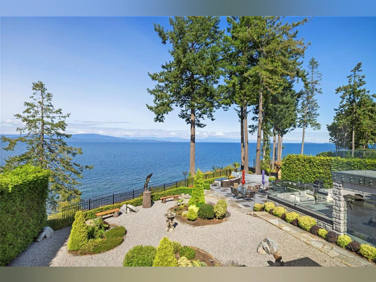 864 Gaetjen Street, Parksville, BC, V9P 1A6 - 3