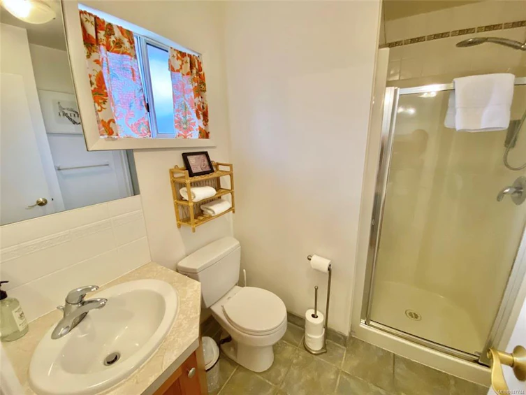 450 Neill Street, Tofino, BC, V0R 2Z0 - 36