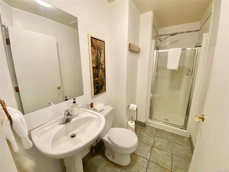 450 Neill Street, Tofino, BC, V0R 2Z0 - 20