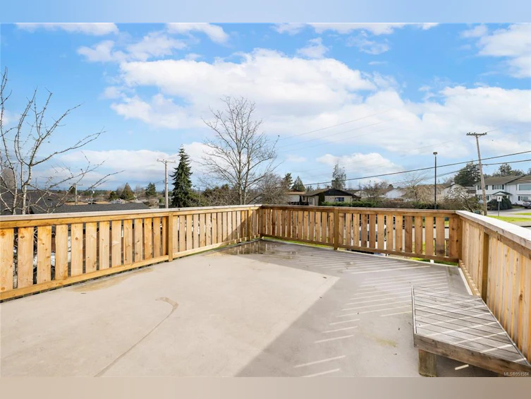 271 W Stanford Avenue, Parksville, BC, V9P 1L7 - 5