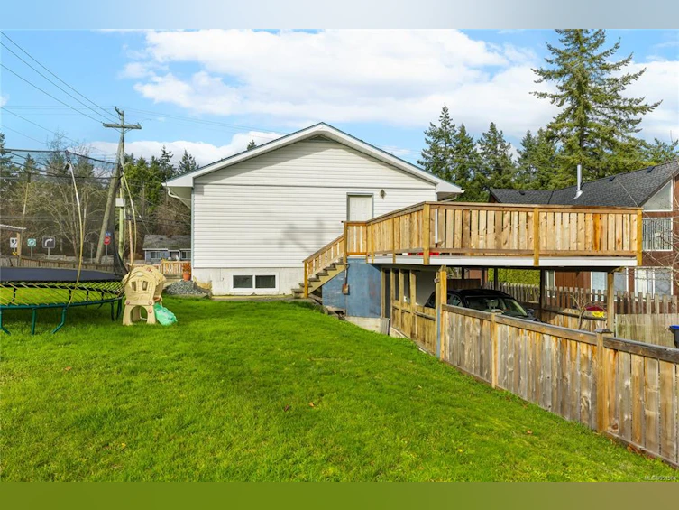 271 W Stanford Avenue, Parksville, BC, V9P 1L7 - 8