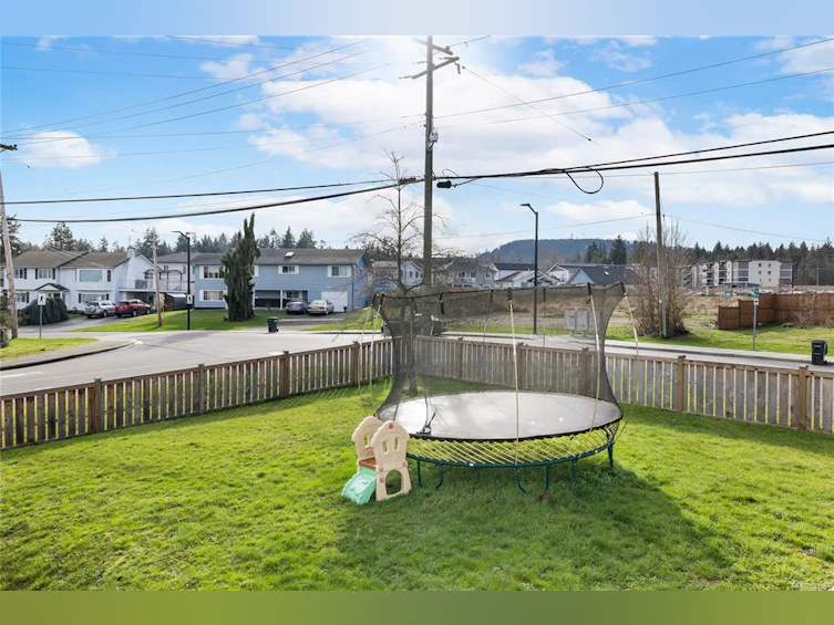 271 W Stanford Avenue, Parksville, BC, V9P 1L7 - 33