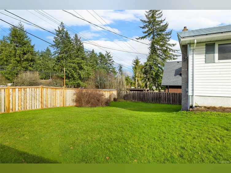 271 W Stanford Avenue, Parksville, BC, V9P 1L7 - 34