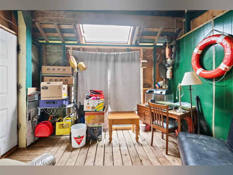 422 Humpback Place, Ucluelet, BC, V0R 3A0 - 19