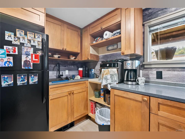 422 Humpback Place, Ucluelet, BC, V0R 3A0 - 23