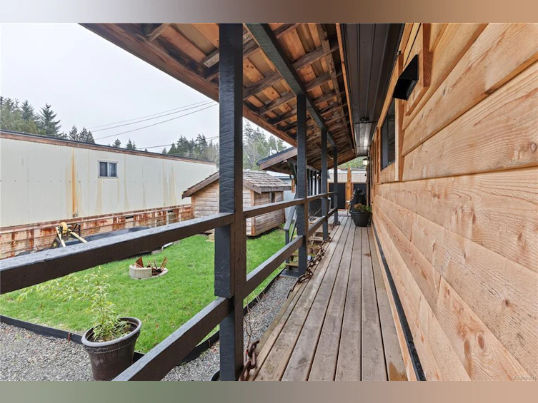 422 Humpback Place, Ucluelet, BC, V0R 3A0 - 30