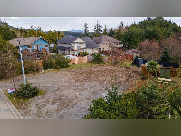 LT 25 Pass Of Melfort Place, Ucluelet, BC, V0R 3A0 - 2