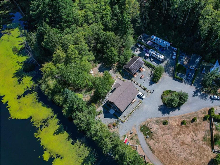 6-8631 South Shore Road, Honeymoon Bay, BC, V0R 2G0 - 2