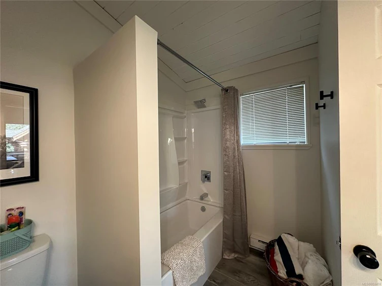 6-8631 South Shore Road, Honeymoon Bay, BC, V0R 2G0 - 21