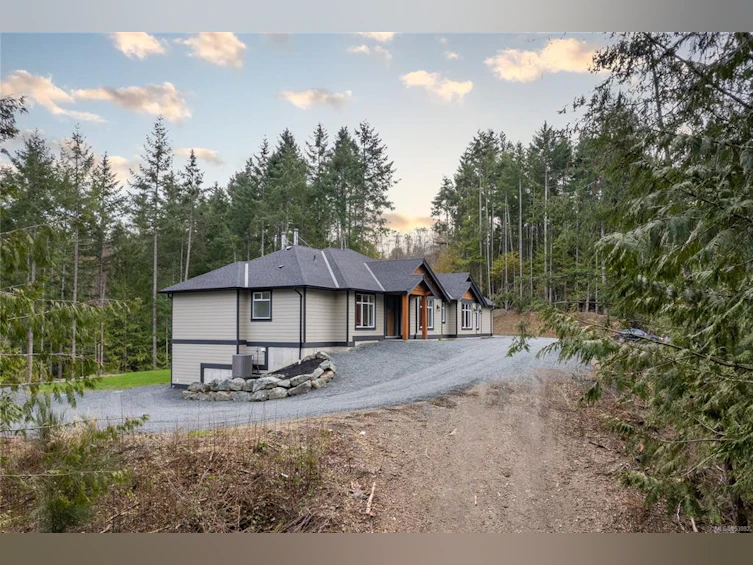 1180 Meadowood Way, Qualicum Beach, BC, V9K 2S4 - 71