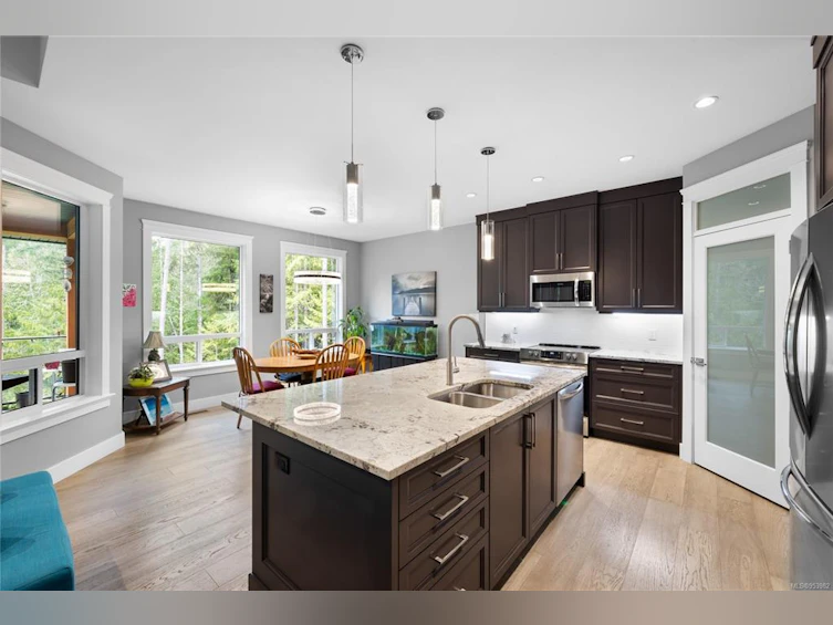 1180 Meadowood Way, Qualicum Beach, BC, V9K 2S4 - 24