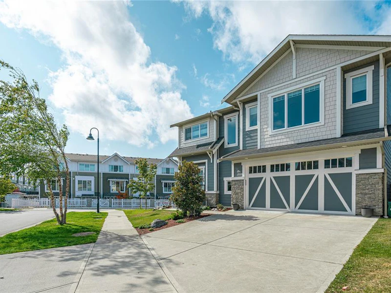 3478 Curlew Street, Colwood BC