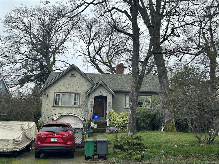 3490 Bethune Avenue, Saanich, BC, V8X 1W2