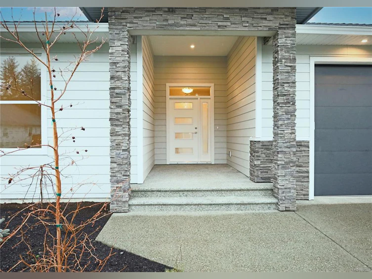 720 Salmonberry Street, Campbell River, BC, V9H 0G1 - 3