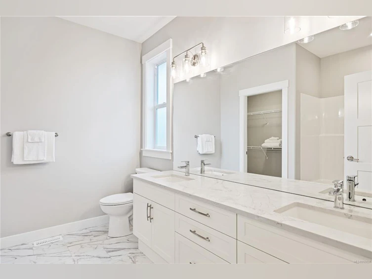 720 Salmonberry Street, Campbell River, BC, V9H 0G1 - 24