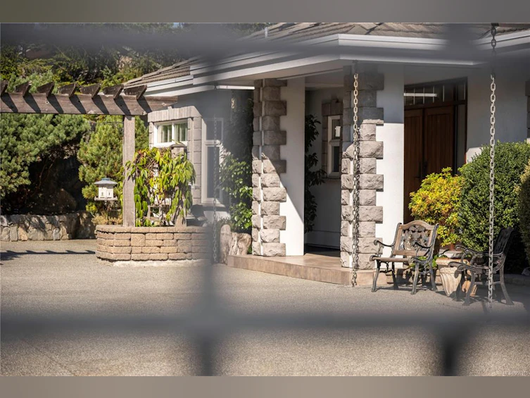 3490 Redden Road, Fairwinds, BC, V9P 9H3 - 10