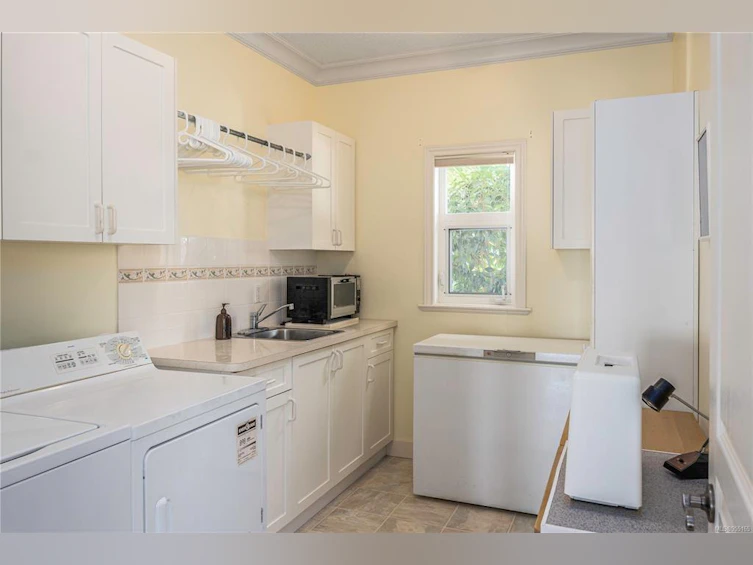 3490 Redden Road, Fairwinds, BC, V9P 9H3 - 29