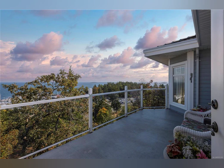 3490 Redden Road, Fairwinds, BC, V9P 9H3 - 32