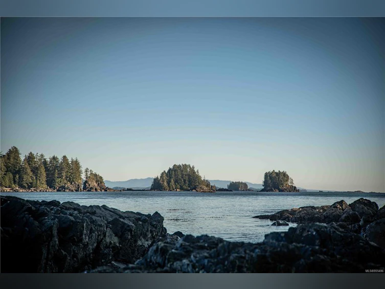 0 Francis Island, Ucluelet, BC, V0R 3A0 - 30