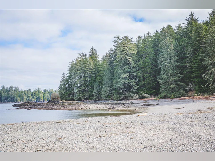 0 Francis Island, Ucluelet, BC, V0R 3A0 - 21