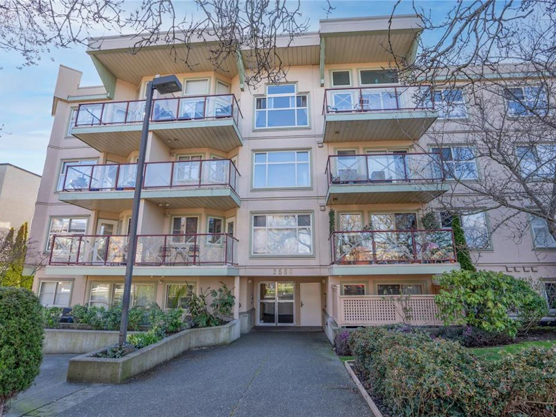 303 - 2560 Wark Street, Victoria BC V8T 4G8