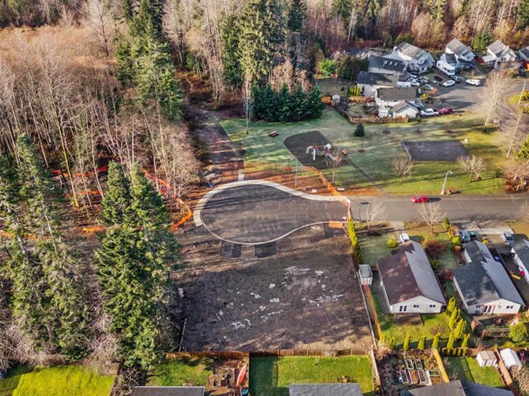1568 Larsen Road, Courtenay, BC - 7