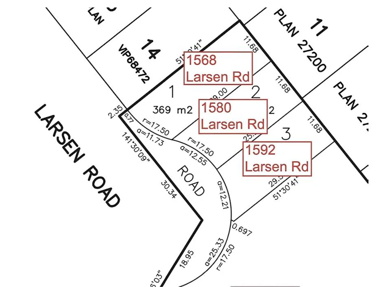 1592 Larsen Road, Courtenay, BC - 2