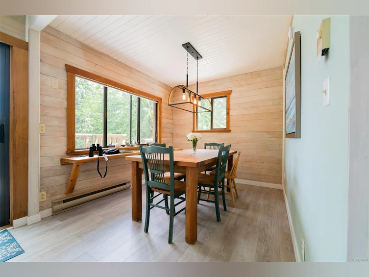 830 Austin Drive, Cortes Island, BC, V0P 1K0 - 12