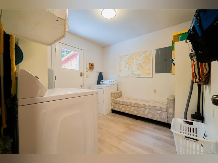 830 Austin Drive, Cortes Island, BC, V0P 1K0 - 16