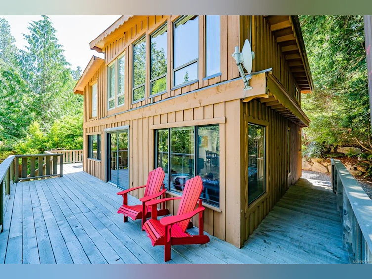 830 Austin Drive, Cortes Island, BC, V0P 1K0 - 63