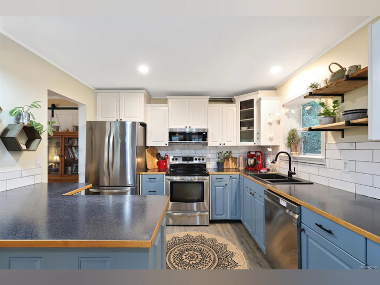 546 Pritchard Road, Comox, BC, V9M 3K1 - 5
