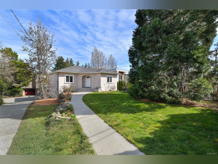 1112 Craigflower Road, Esquimalt, BC, V9A 2Y1 - 31