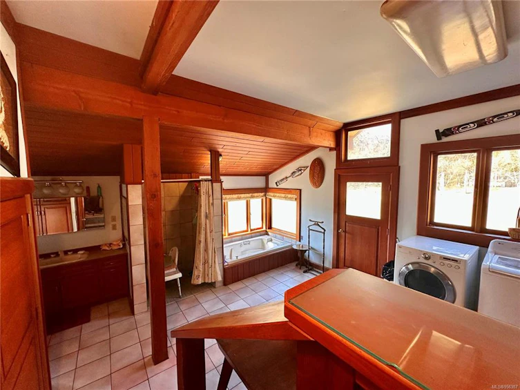 243 Cape Mudge Road, Quadra Island, BC, V0P 1N0 - 10
