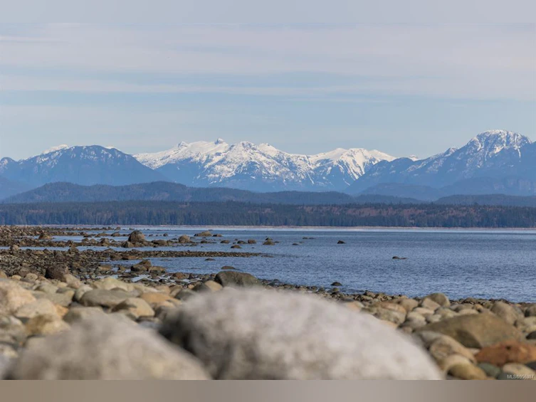 243 Cape Mudge Road, Quadra Island, BC, V0P 1N0 - 21