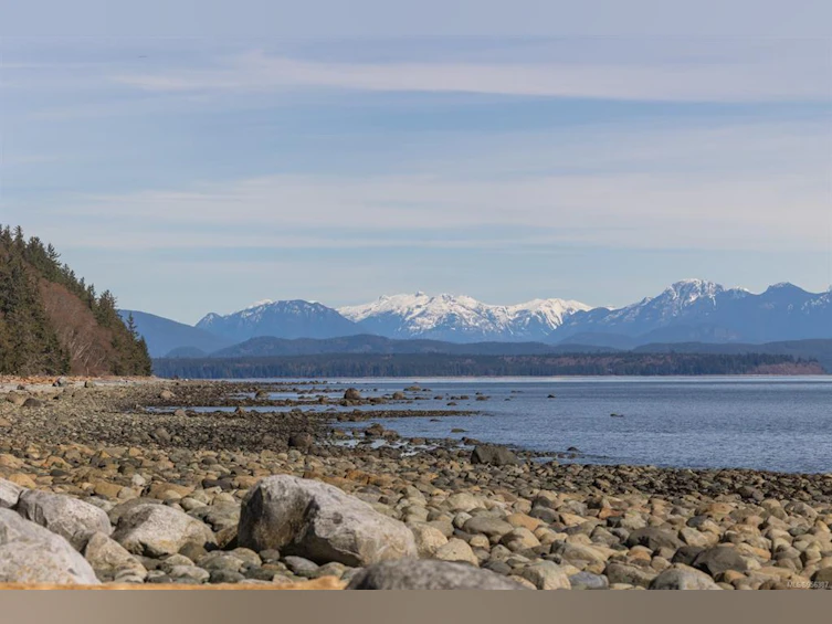 243 Cape Mudge Road, Quadra Island, BC, V0P 1N0 - 22
