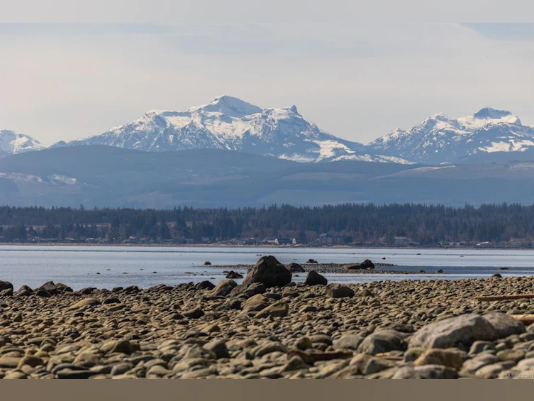 243 Cape Mudge Road, Quadra Island, BC, V0P 1N0 - 24